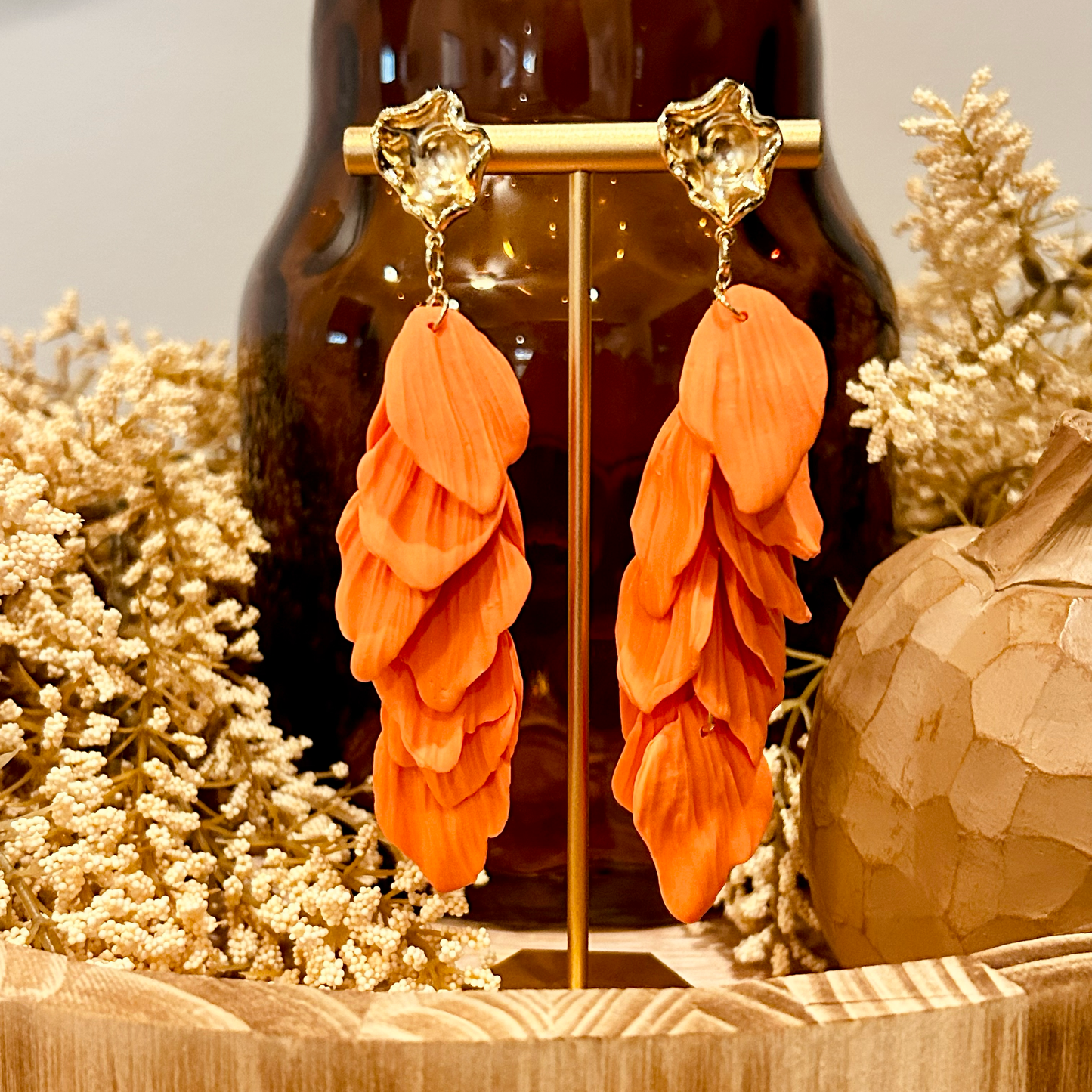 The Johanya - 2 color options