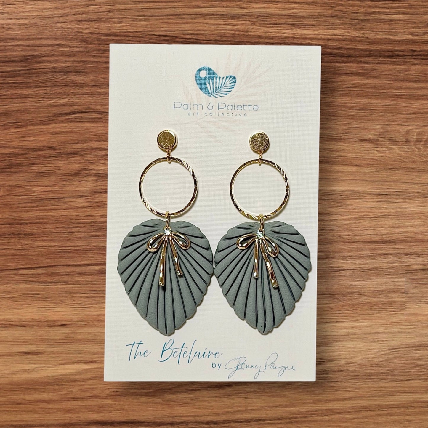 The Betelaire - 2 color options